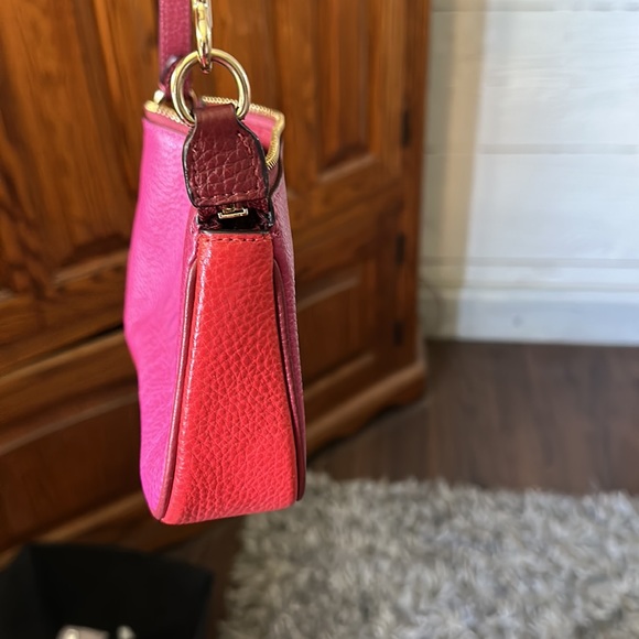 Adorable Coach handbag - Picture 7 of 9